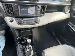 2018 Toyota RAV4 Platinum