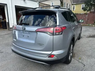 2018 Toyota RAV4 Platinum