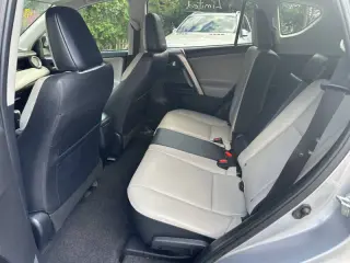 2018 Toyota RAV4 Platinum