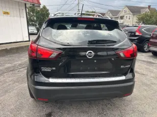 2018 Nissan Rogue Sport SL