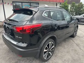 2018 Nissan Rogue Sport SL