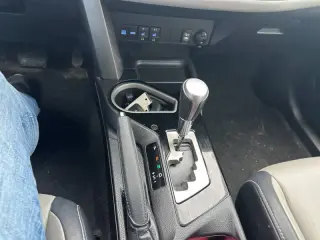 2017 Toyota RAV4 Platinum
