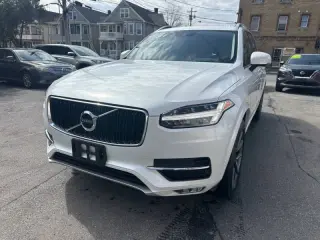 2019 Volvo XC90 T5 Momentum