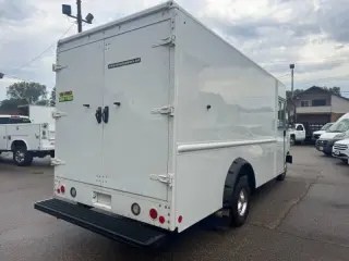 2013 Ford E-Series E-350 SD
