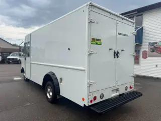 2013 Ford E-Series E-350 SD