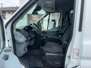 2019 Ford Transit 150 XLT