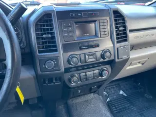 2017 Ford F-350 Super Duty XL