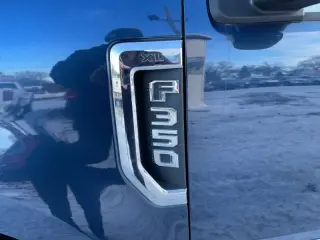 2017 Ford F-350 Super Duty XL