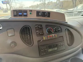 2006 Ford E-Series E-450 SD