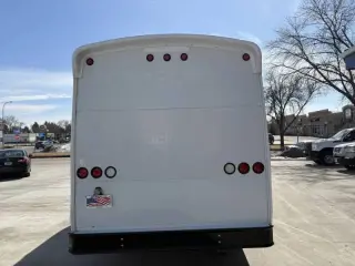 2006 Ford E-Series E-450 SD