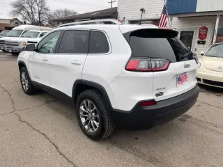 2019 Jeep Cherokee Latitude Plus