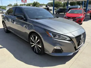 2020 Nissan Altima 2.5 SR