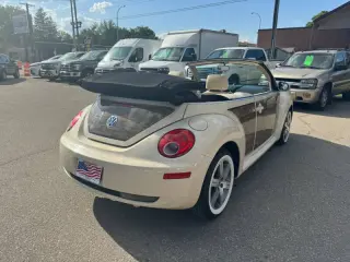 2006 Volkswagen New Beetle Convertible 2.5