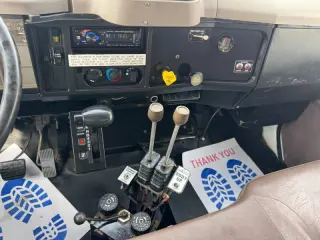 2002 International 2654
