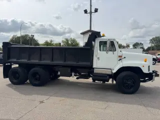 2002 International 2654