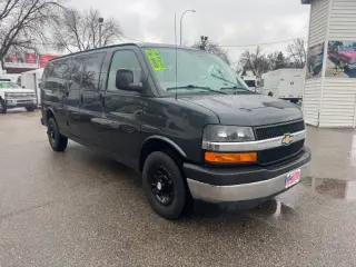 2017 Chevrolet Express LT 3500