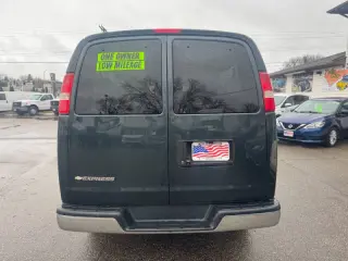 2017 Chevrolet Express LT 3500