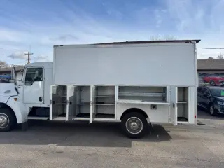2008 Kenworth T300