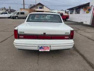 1993 Lincoln Town Car Cartier