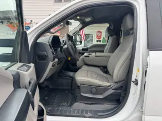2022 Ford F-350 Super Duty XL