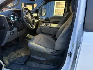 2022 Ford F-350 Super Duty XL
