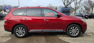2014 Nissan Pathfinder SL
