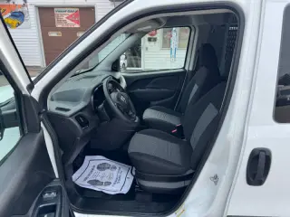 2018 RAM ProMaster City Tradesman