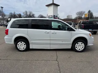 2015 Dodge Grand Caravan SE