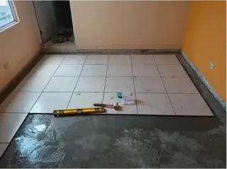PISO MADERA Y  CERAMICA OFERTA