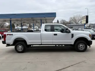 2017 Ford F-250 Super Duty XL