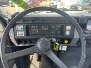 1997 Ford F-800