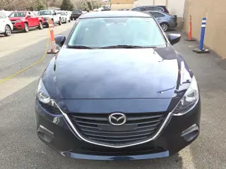 Mazda Mazda3 2016 i Sport sedán 4 puertas 6M
