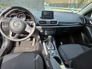 Mazda Mazda3 2016 i Sport sedán 4 puertas 6M