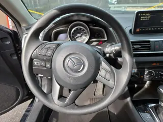 Mazda Mazda3 2016 i Sport sedán 4 puertas 6M