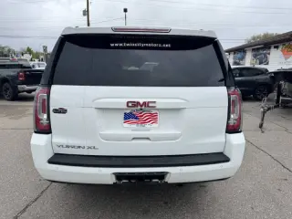 2017 GMC Yukon XL SLT