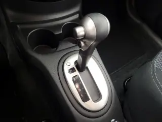 Nissan Versa Note 2015 SV 4dr Hatchback