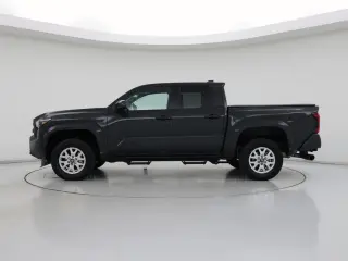 Toyota Tacoma 2024 4x4 SR5 4dr Double Cab 5.0 ft SB