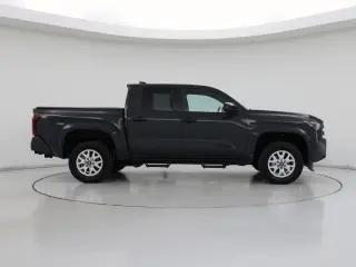Toyota Tacoma 2024 4x4 SR5 4dr Double Cab 5.0 ft SB