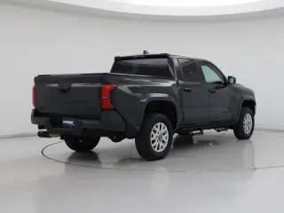 Toyota Tacoma 2024 4x4 SR5 4dr Double Cab 5.0 ft SB
