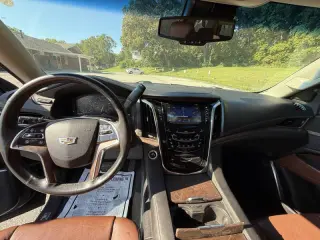 2015 Cadillac Escalade ESV Luxury
