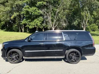 2015 Cadillac Escalade ESV Luxury