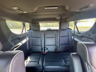 2022 Cadillac Escalade ESV Premium Luxury