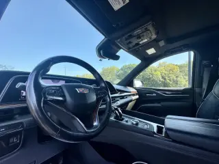 2022 Cadillac Escalade ESV Premium Luxury