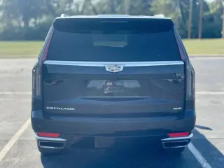 2022 Cadillac Escalade ESV Premium Luxury