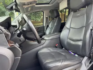 2019 Cadillac Escalade ESV Premium Luxury