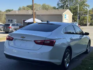 2022 Chevrolet Malibu LS Fleet