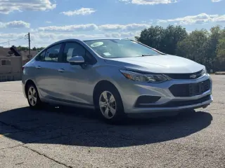 2017 Chevrolet Cruze LS Auto