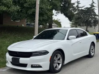 2017 Dodge Charger SXT
