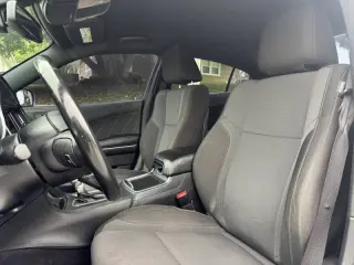 2017 Dodge Charger SXT