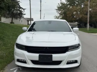 2017 Dodge Charger SXT
